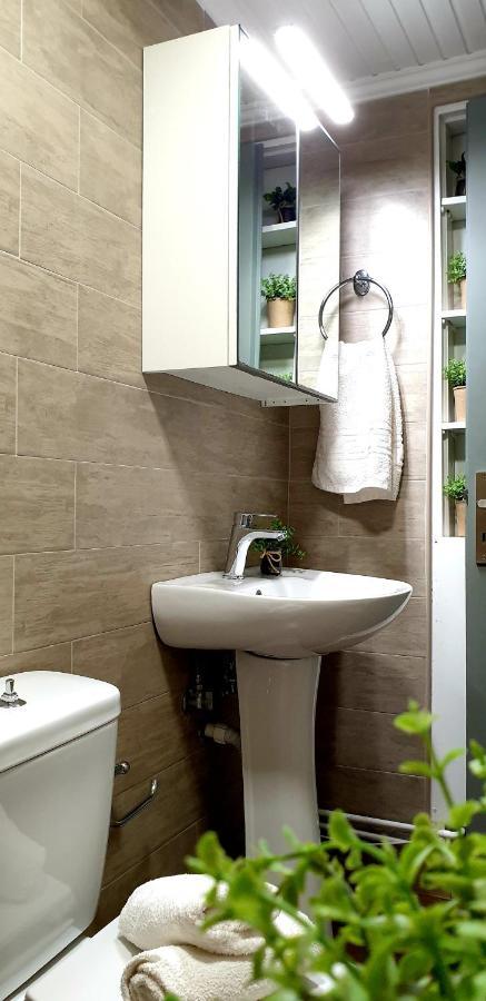 Valentine'S Modern Apartment Закинтос Экстерьер фото